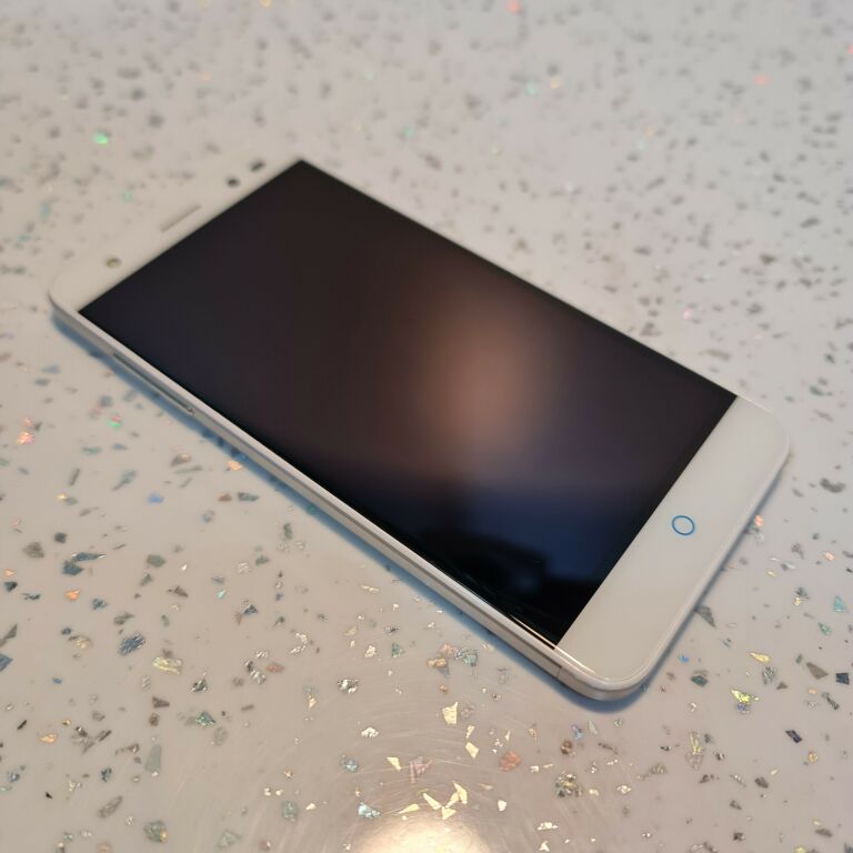 TELEFON SMARTFON ZTE BLADE V7 LITE