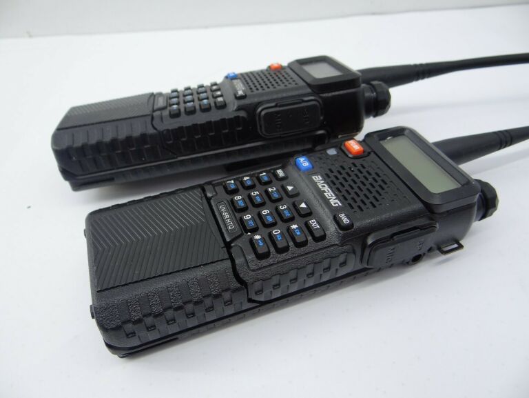 OKAZJA! BAOFENG UV-5R HTQ 8WAT 3800MAH ZESTAW 2SZ