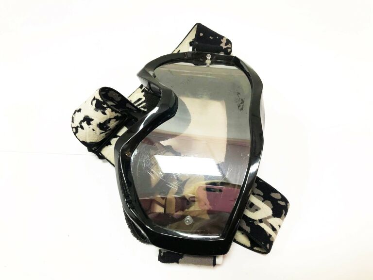 gogle-leoshi-marka-leoshi