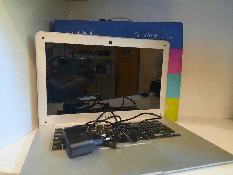 LAPTOP KIANO SLIMNOTE 14.1. POLECAM