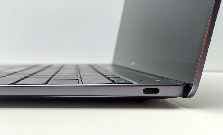 LAPTOP HUAWEI MATEBOOK 13 I5-8265U/8RAM/256SSD