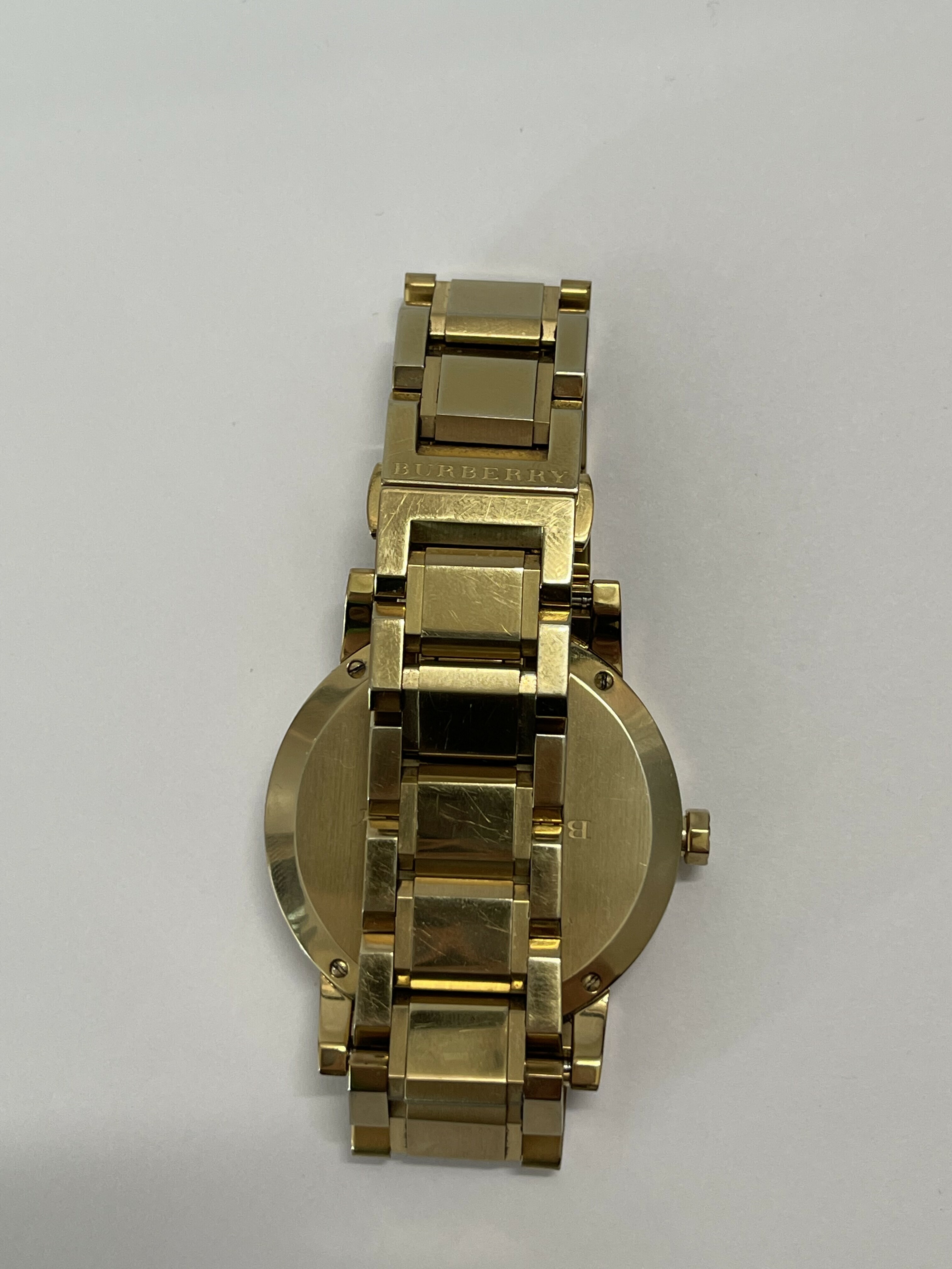 zegarek-burberry-bu9003-ksztalt-koperty-okragla