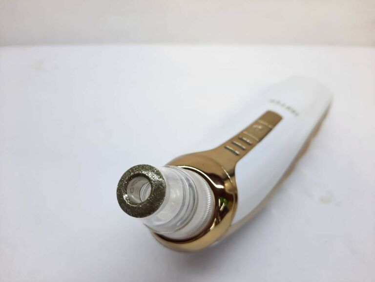 odkurzacz-wagrow-mikrodermabrazja-hoffen-mm-8242-zasilanie-akumulatorowe