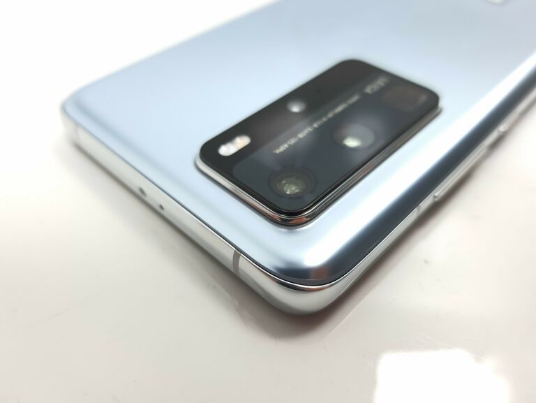 TELEFON HUAWEI P40 PRO 8/256GB Z ŁADOWARKĄ