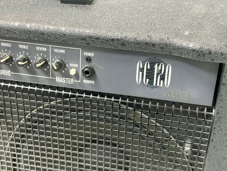 WZMACNIACZ PIEC GITAROWY LANEY GC-120