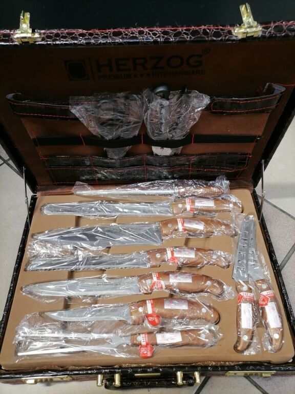 komplet-nozy-herzog-25-szt-stan-uzywany