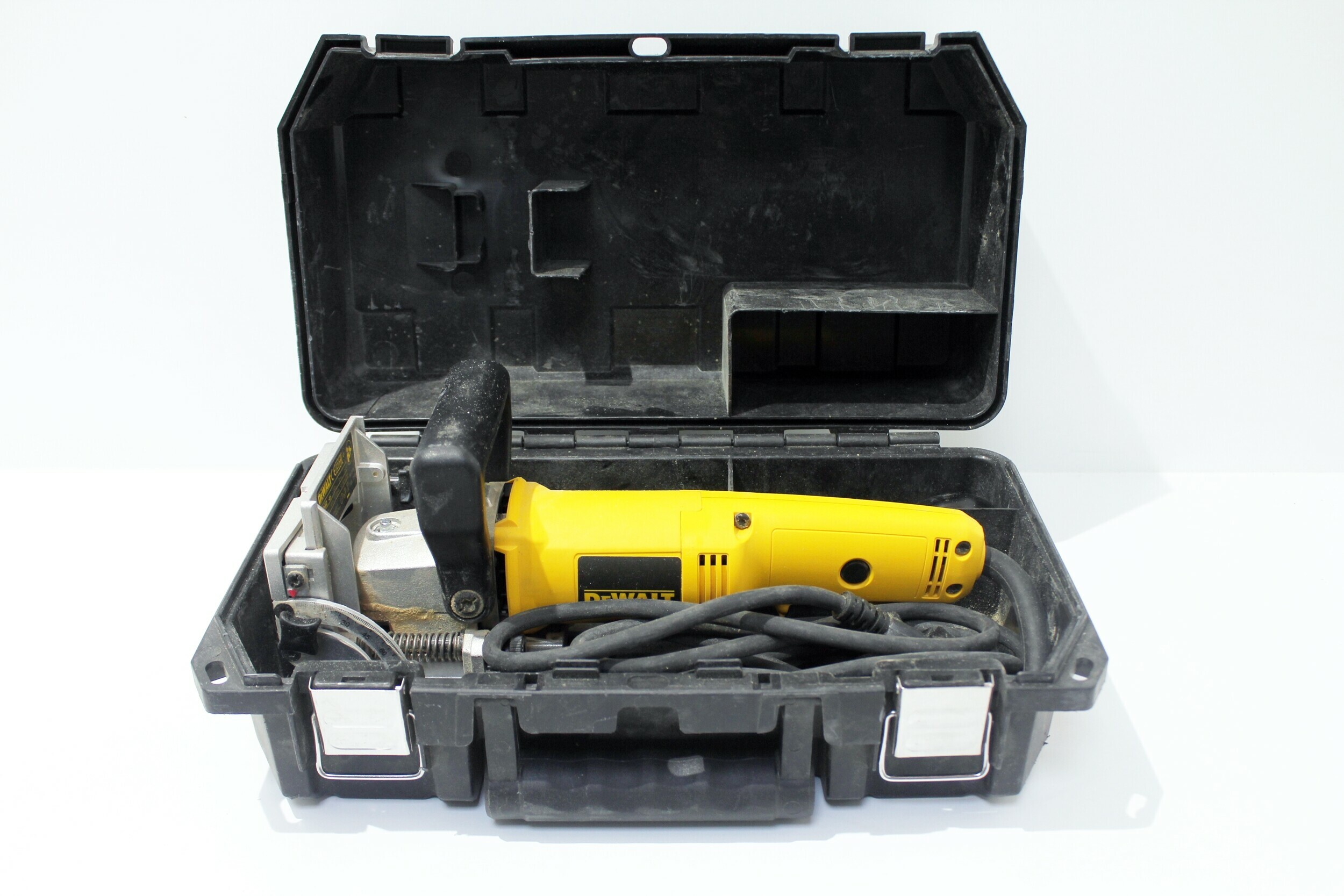 dewalt-frezarka-do-wpustow-lamelownica-dw682-stan-uzywany