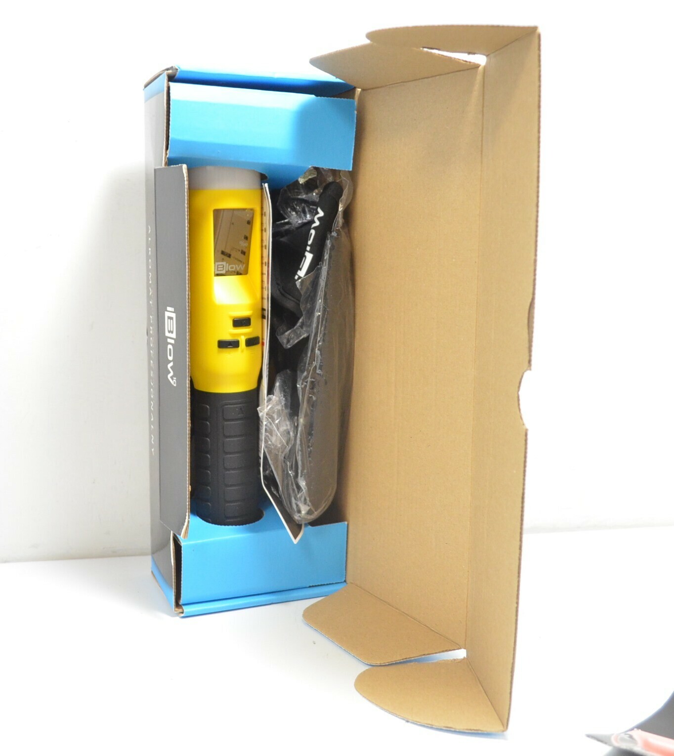 alkomat-policyjny-promiler-iblow-10-rodzaj-elektrochemiczny