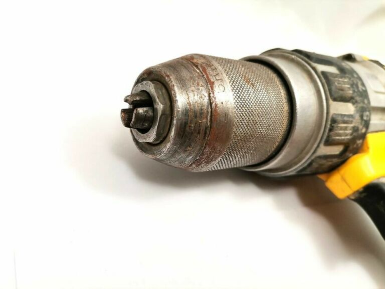 zakretarka-dewalt-dcf885-akumulator-zestaw-marka-dewalt