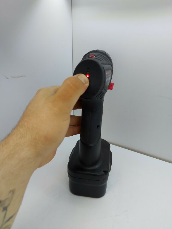 WKRĘTARKA TOOLTEC 18V BRAK ORYGINALNEJ ŁADOWARKI