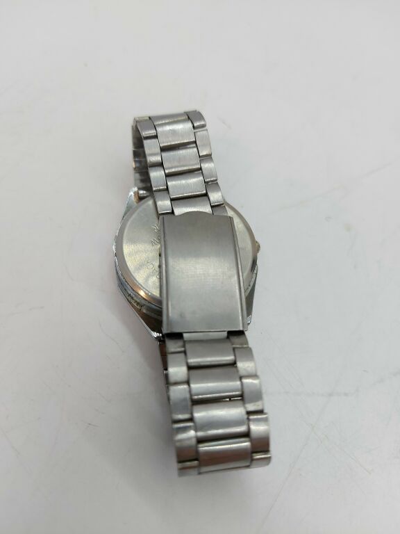 ZEGAREK QUARTZ  BRAK BATERII