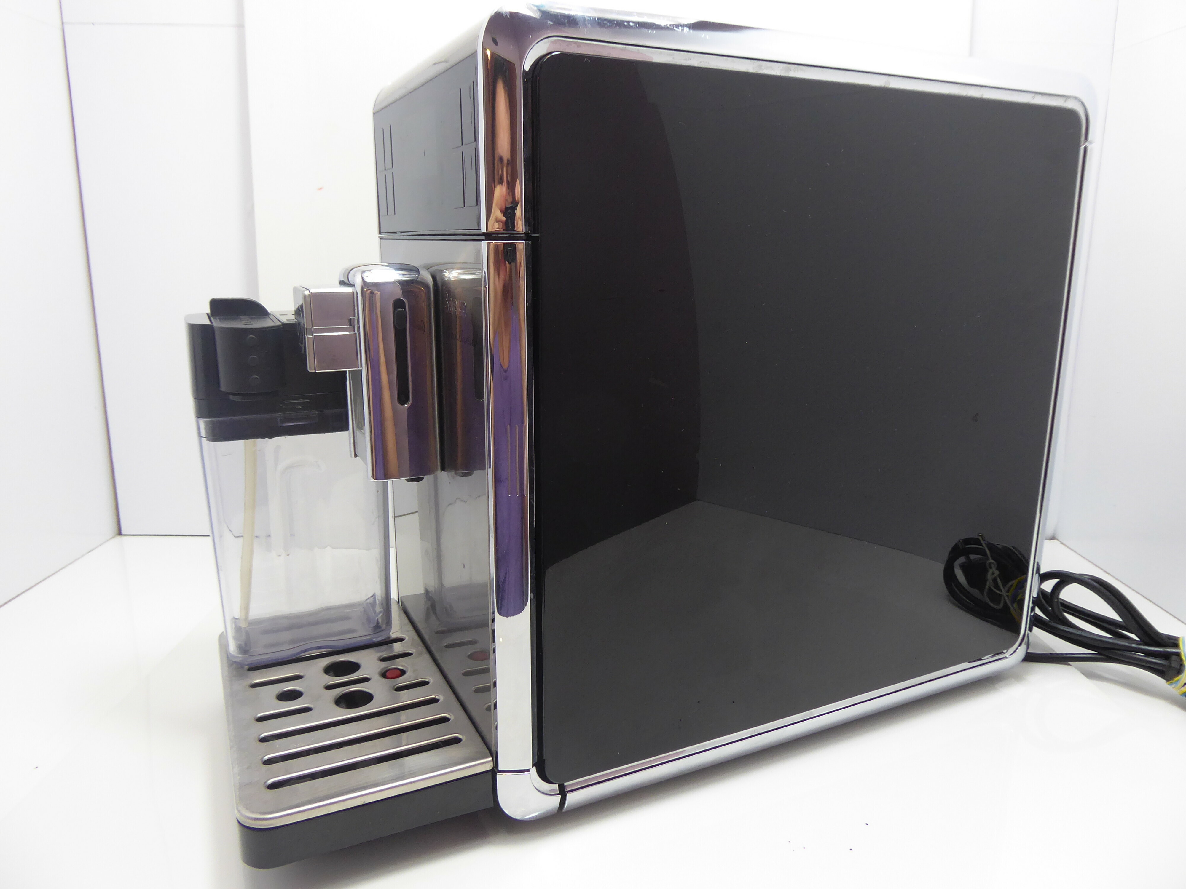 ekspres-saeco-granbaristo-hd896501-opis-stan-uszkodzony