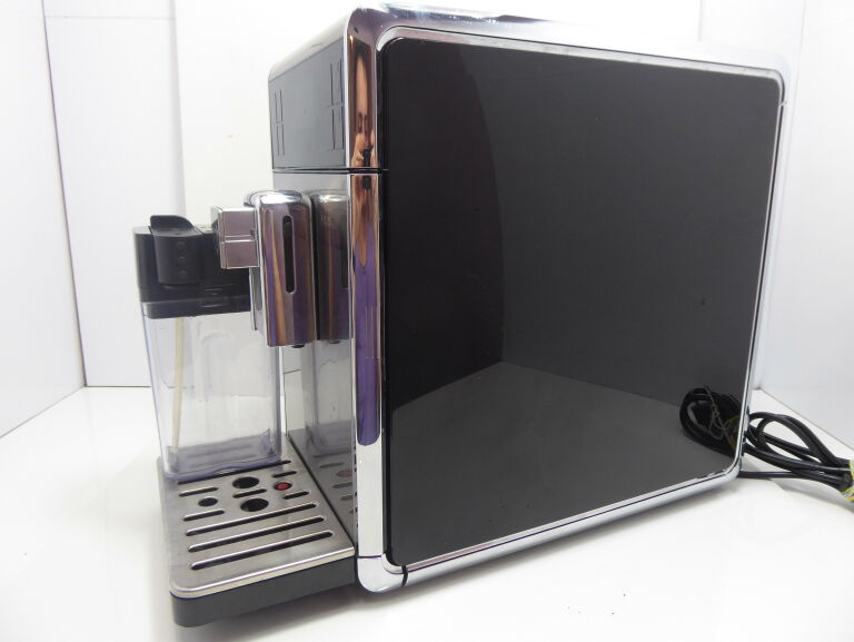 ekspres-saeco-granbaristo-hd896501-opis-stan-uszkodzony