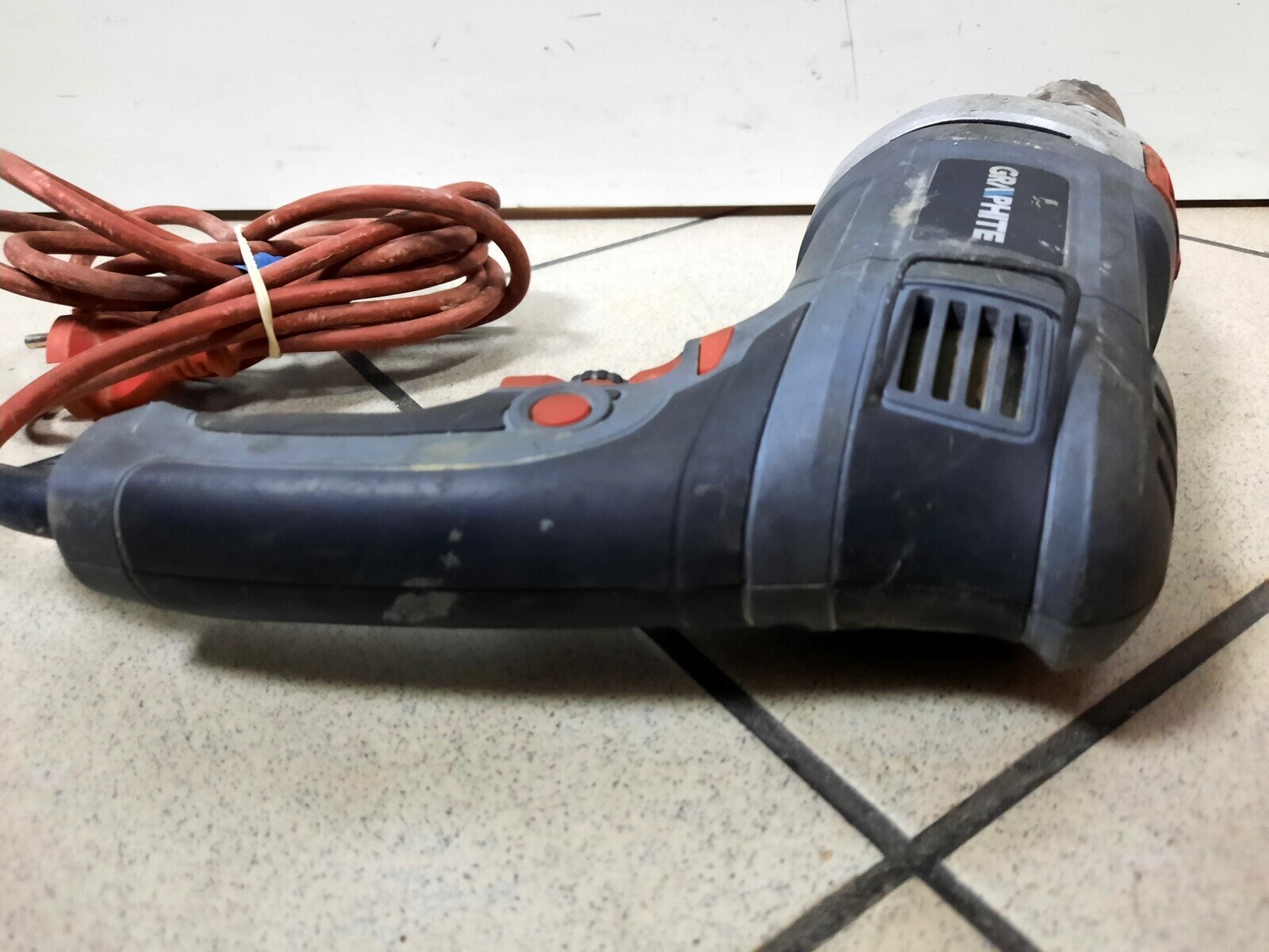 wiertarka-udarowa-graphite-58g738-850w-waga-wiertarki-25