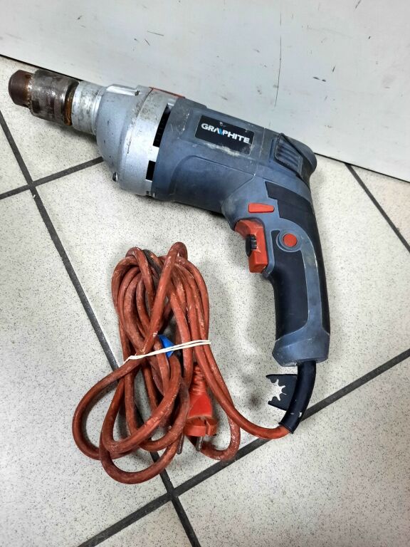 wiertarka-udarowa-graphite-58g738-850w-rynek-4-chodziez