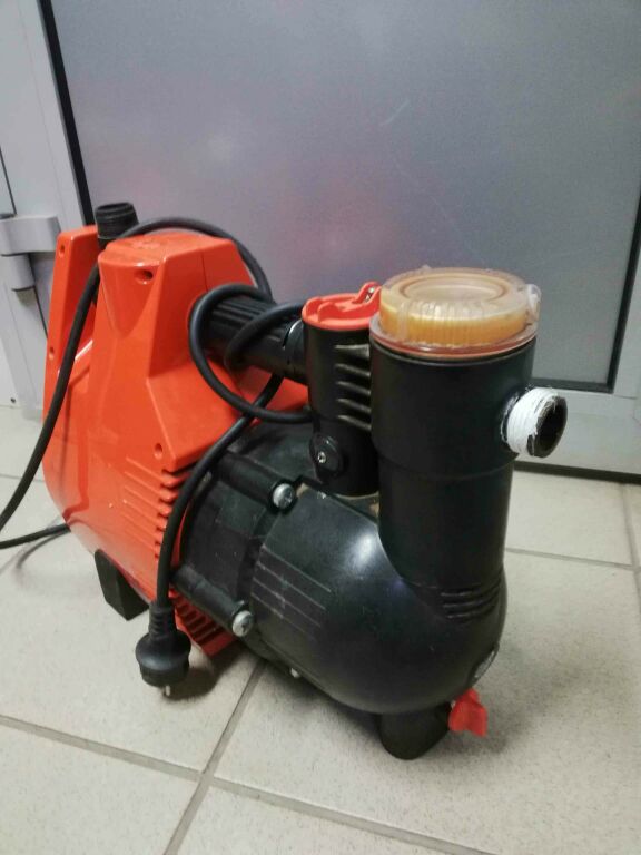 pompa-ogrodowa-gardena-40005-lcd-maksymalna-wydajnosc-pompy-4000