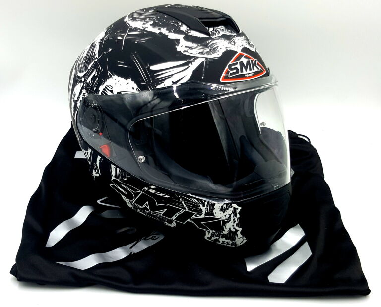 KASK SMK HELMETS R.L,