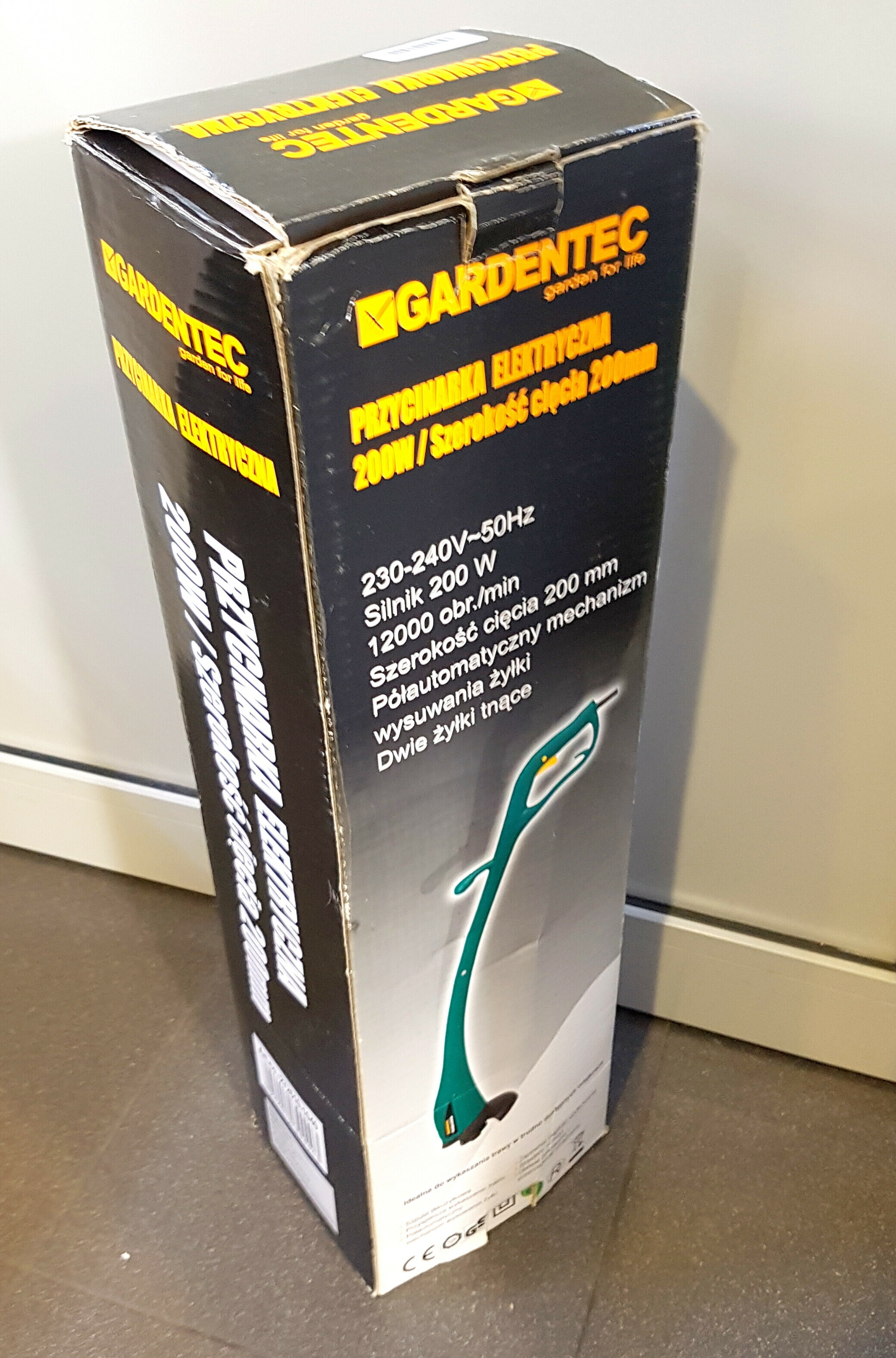 podkaszarka-gardentec-pudelko-bankowa-16e-police