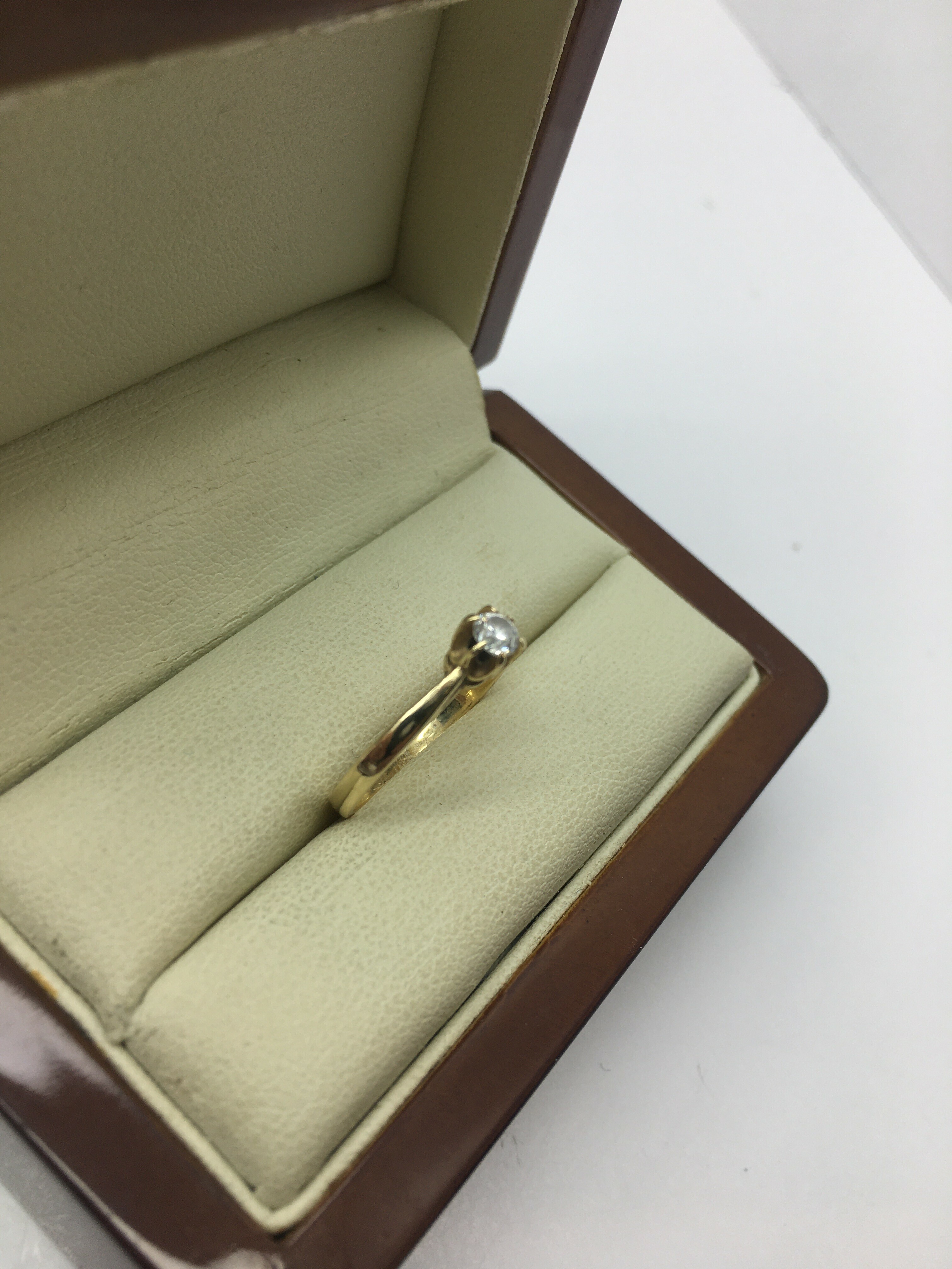 zloty-pierscionek-159585-rozmiar-9-10-opis-stan-11323-2