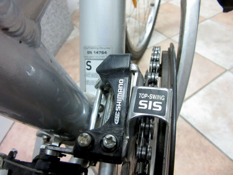 rower-damski-giant-cypress-28-plec-kobieta