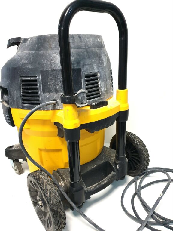 ODKURZACZ PRZEMYSŁOWY DEWALT DWV902M BEZ RUR