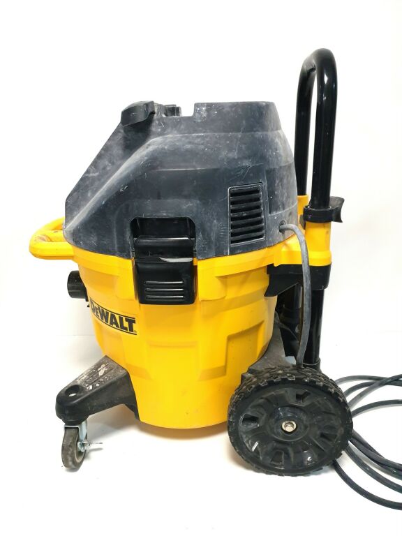 ODKURZACZ PRZEMYSŁOWY DEWALT DWV902M BEZ RUR