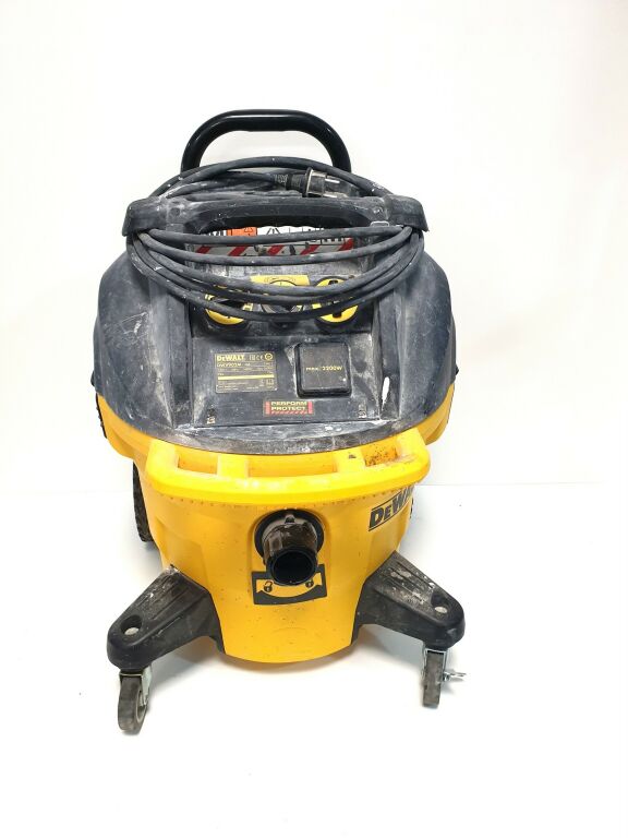 ODKURZACZ PRZEMYSŁOWY DEWALT DWV902M BEZ RUR