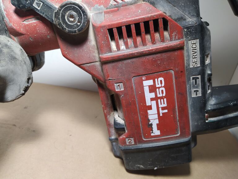 MŁOT OBROTOWY HILTI TE 55  900 [W] SDS PLUS