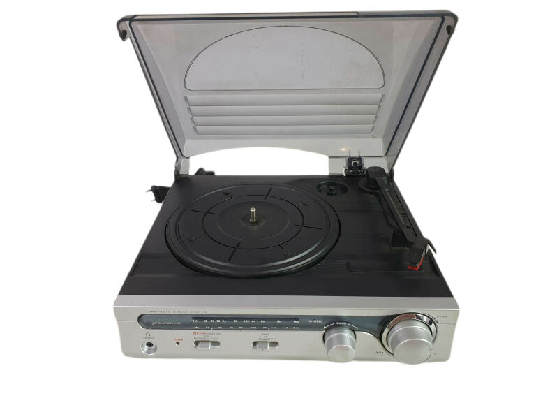 GRAMOFON Z RADIEM SUPERIOR TT-18 + PŁYTY WINYLOWE