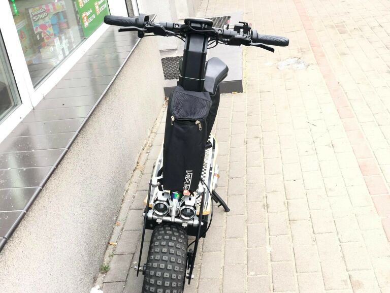 VELOCIFERO MAD 810W HULAJNOGA ELEKTRYCZNA
