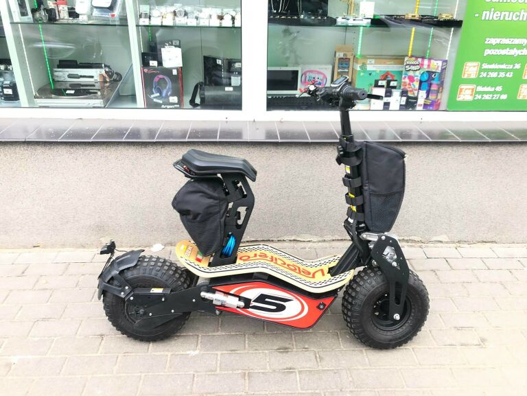VELOCIFERO MAD 810W HULAJNOGA ELEKTRYCZNA