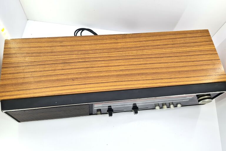 radio-unitra-diora-beskid-stan-do-renowacji