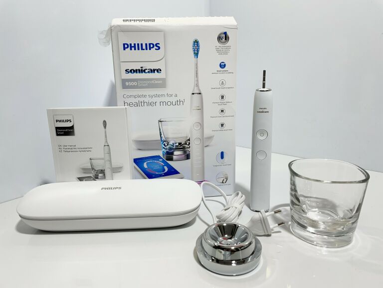 SZCZOTECZKA PHILIPS SONICARE HX9924/07