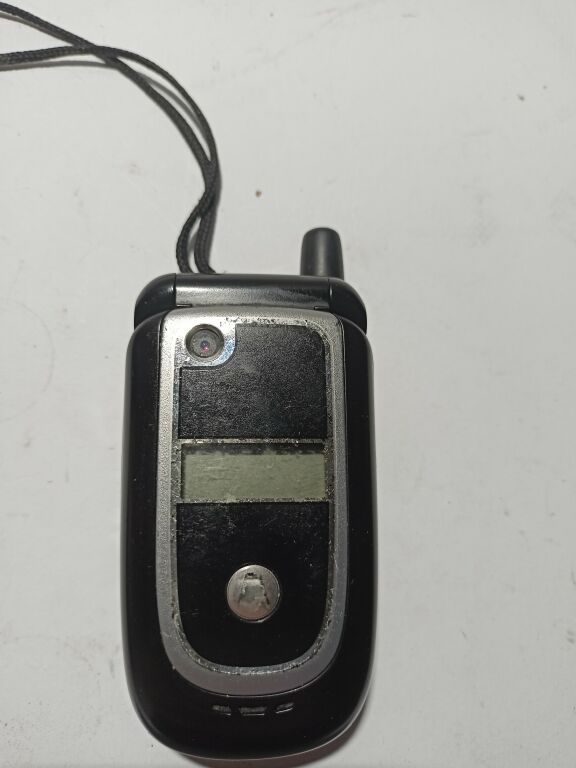 telefon-motorola-z-klapkat-mobile-simlock-stan-uzywany