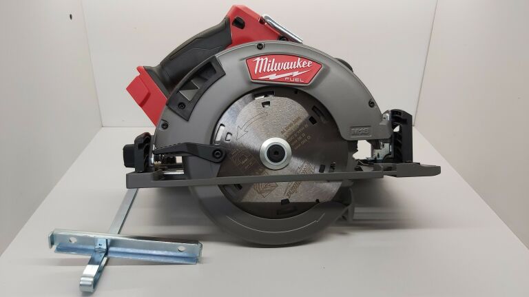 PIŁA TARCZOWA MILWAUKEE M18 FCSG66-0 18V