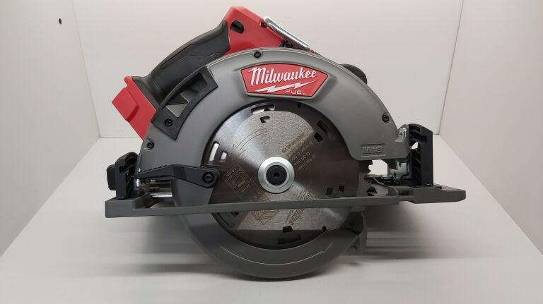 PIŁA TARCZOWA MILWAUKEE M18 FCSG66-0 18V