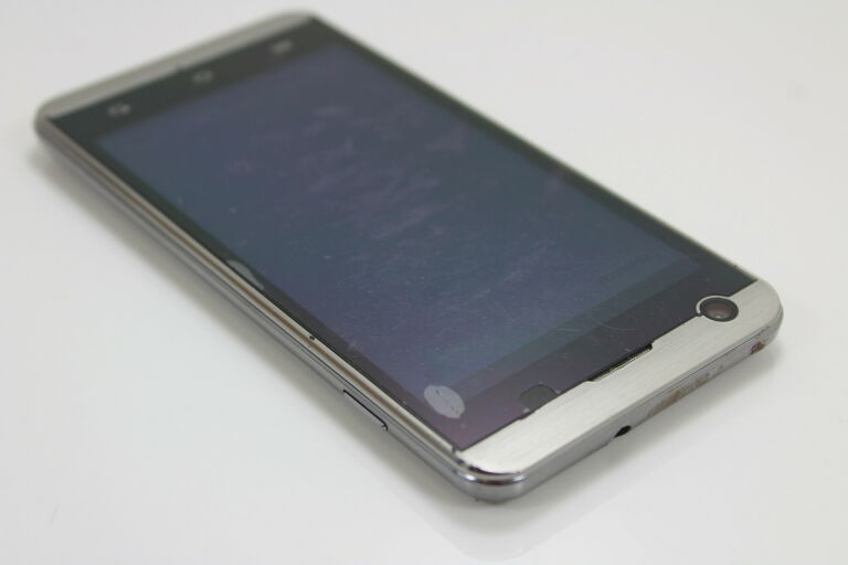 TELEFON LAVA IRIS 708