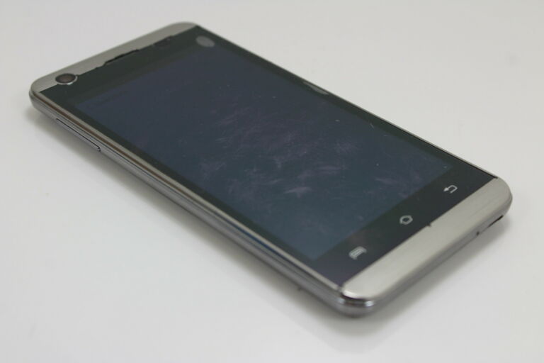 TELEFON LAVA IRIS 708
