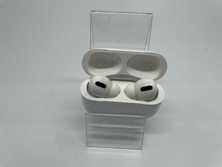 SŁUCHAWKI AIRPODS PRO, KABEL USB