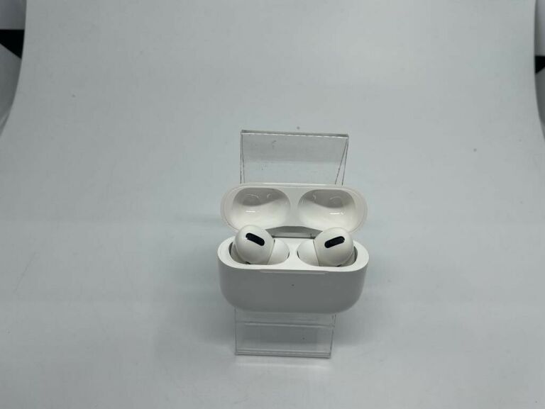 SŁUCHAWKI AIRPODS PRO, KABEL USB