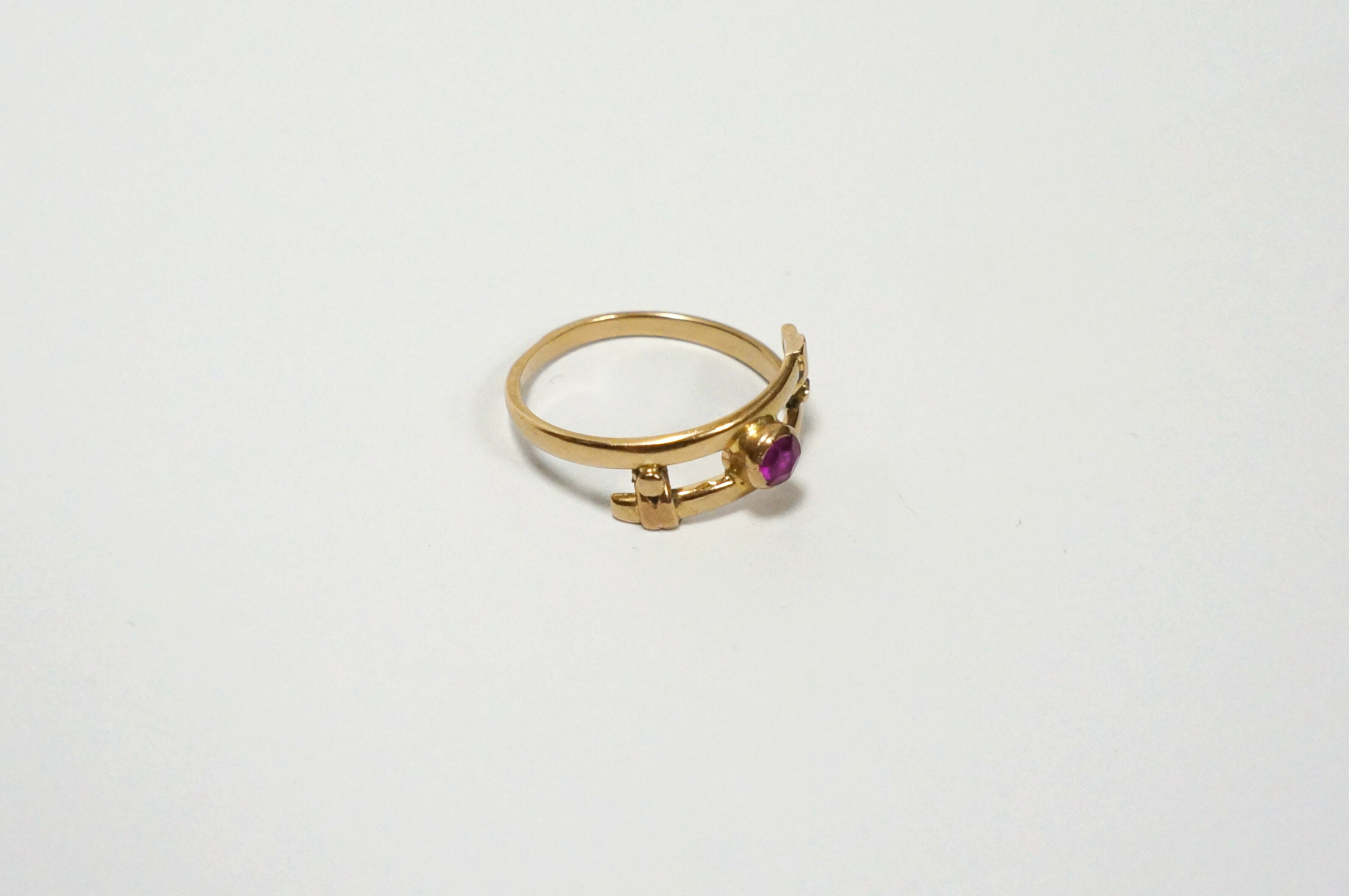 delikatny-zloty-pierscionek-pr585-14k-rozmiar-15-stan-uzywany