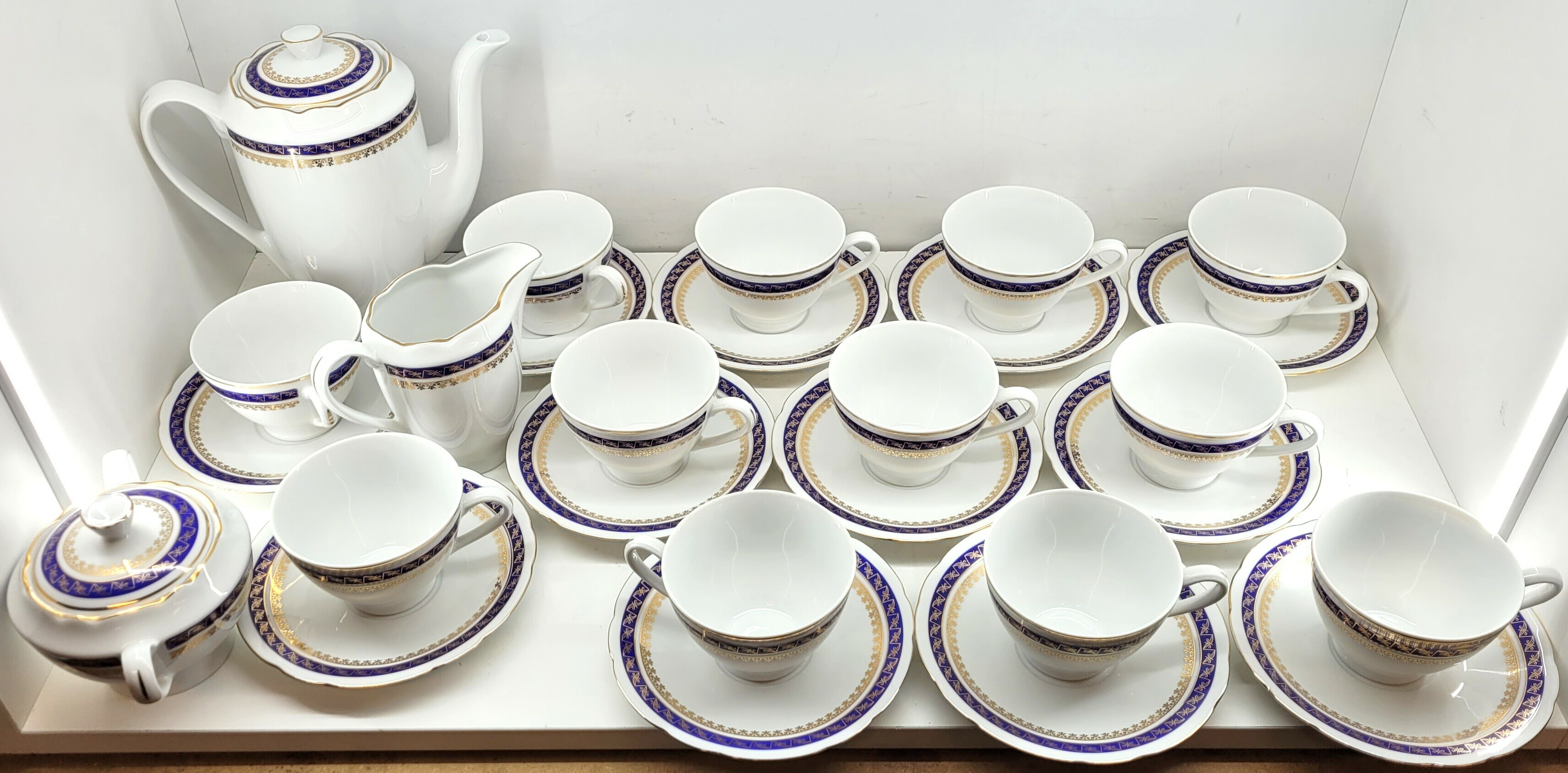 zestaw-kawowy-cmielow-kolor-kobaltowy-liczba-osob-12