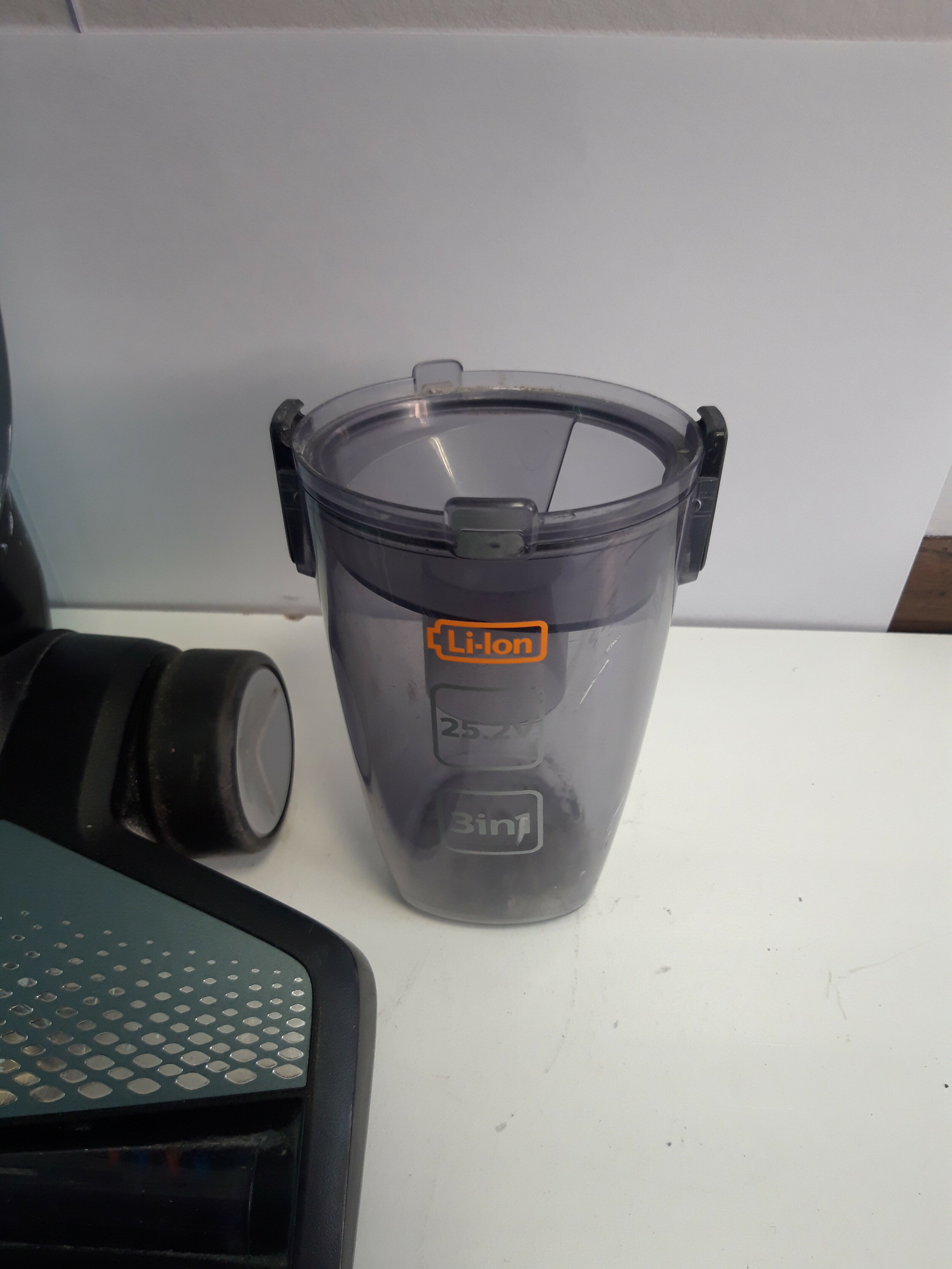 philips-powerpro-aqua-3w1-fc6408-model-powerpro-aqua