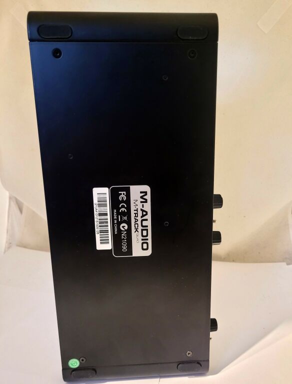 interfejs-m-audio-m-track-quad-komplet-opis-stan-opakowania-zastepcze