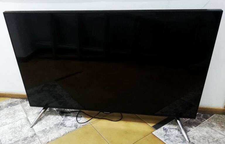 TELEWIZOR PANASONIC VIERA TX-48C320E