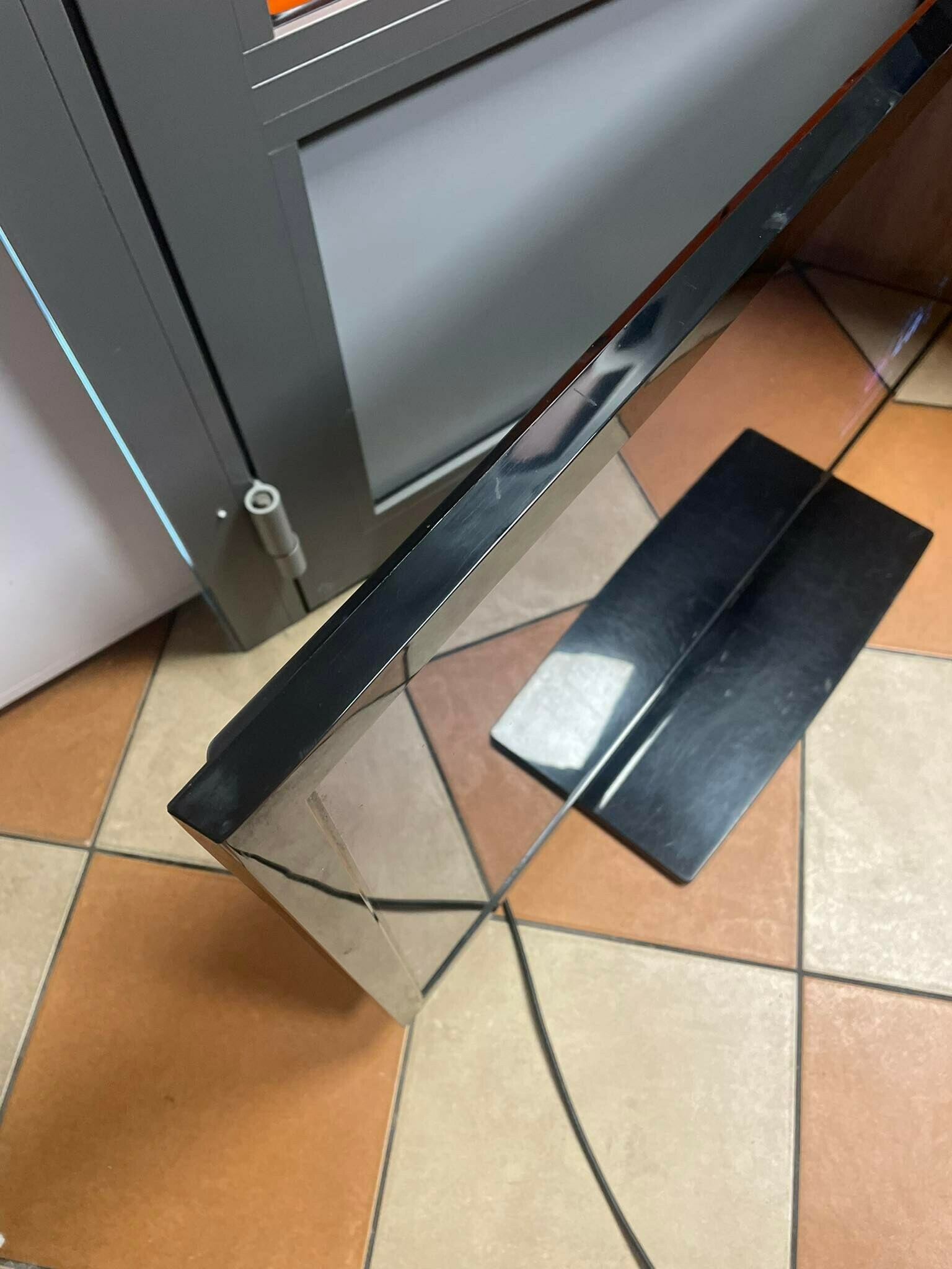 telewizor-42-lg-42pj350-odbior-tylko-osobisty-stan-uzywany