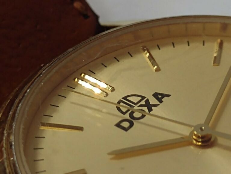 ZEGAREK MĘSKI DOXA 210.30