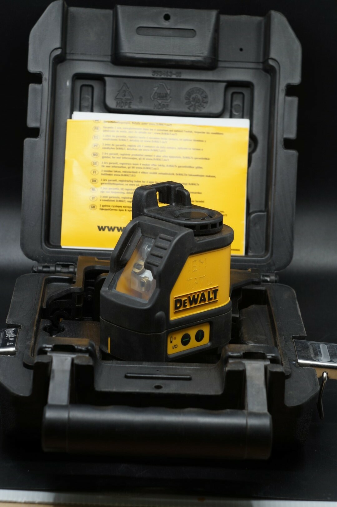 laser-krzyzowy-dewalt-dw088cg-walizka-stan-uzywany