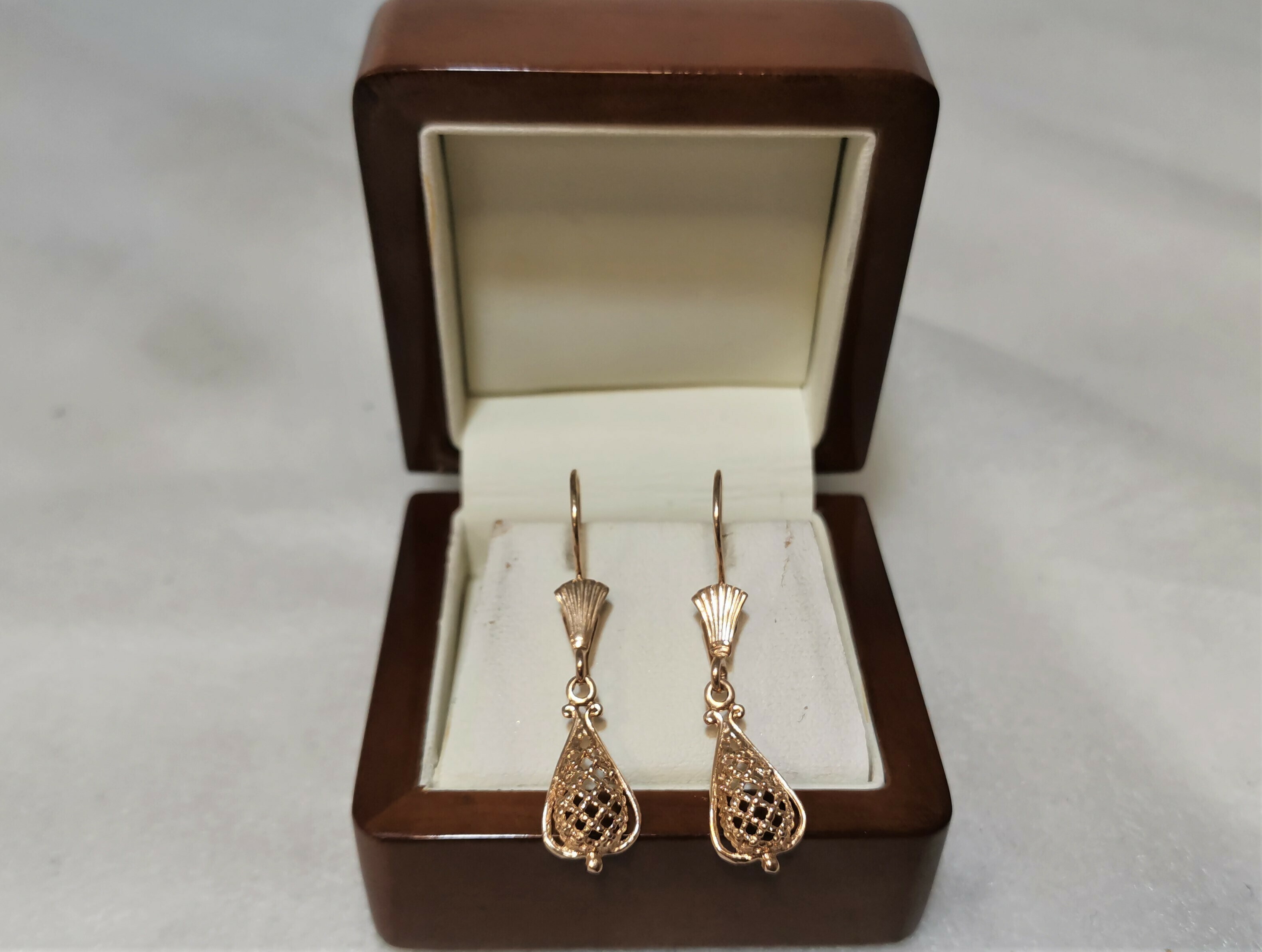 zlote-azurowe-wiszace-kolczyki-bigle-585-dabrowskiego-30-strzegom-sj