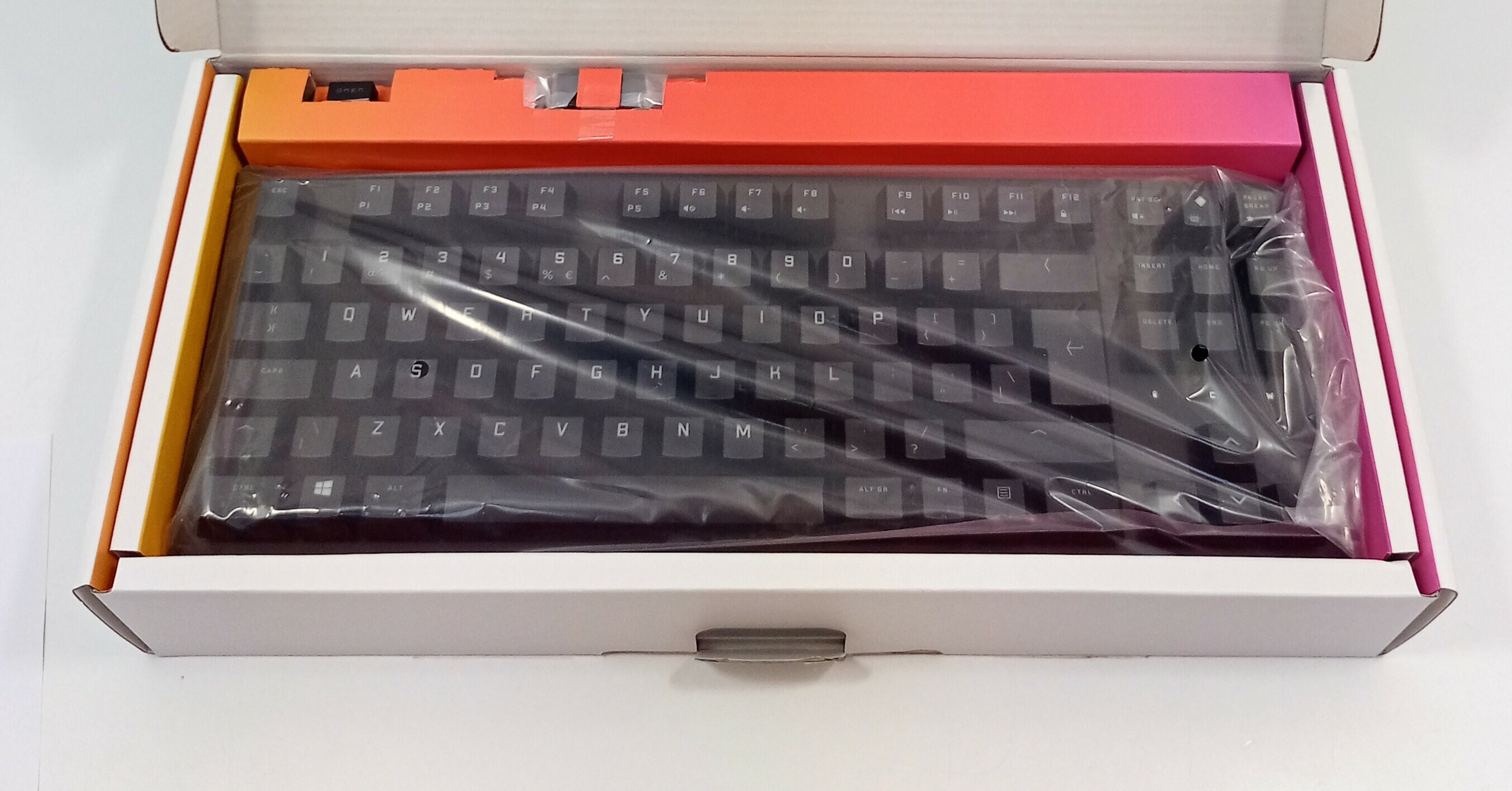 klawiatura-mechaniczna-hp-spacer-wireless-tkl-stan-powystawowy